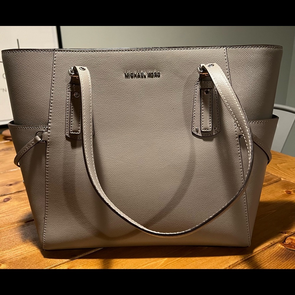 Michael Kors Large Leather Tote